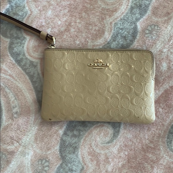 Coach wristlet - Picture 1 of 3